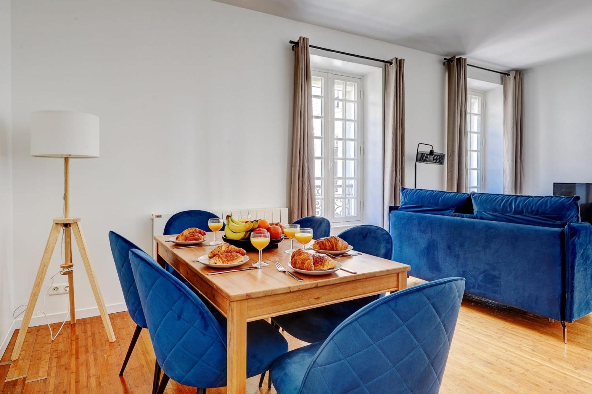 Champs-Elysees - 2Br With Balcony - Cityapartmentstay Paris Exterior photo